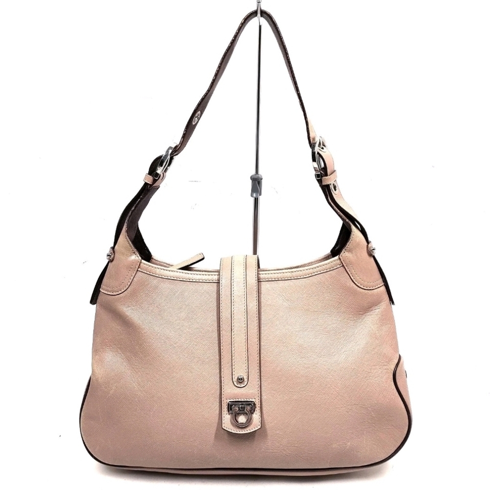 EUC Salvatore Ferragamo Blush Pink Leather Shoulder Bag w/COA
